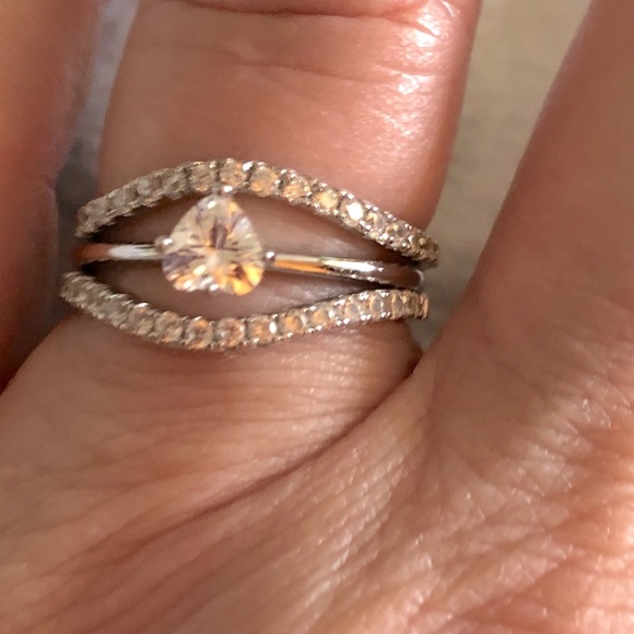 🚨50% off! Great for Daughters! 5A & 925 Sterling Silver Ring .67ct. - Picture 10 of 16